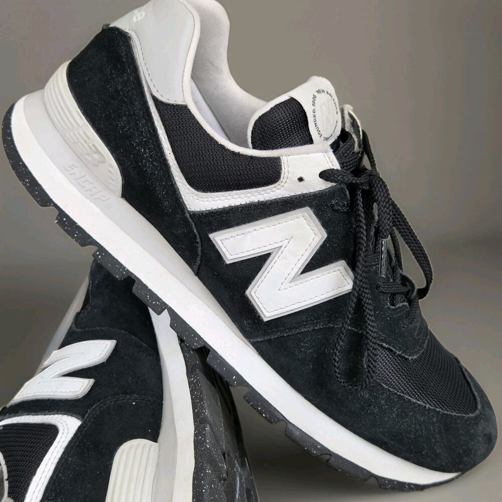 New Balance 574 Core Mens US 14D Black White Suede Running Shoes ML574D2I